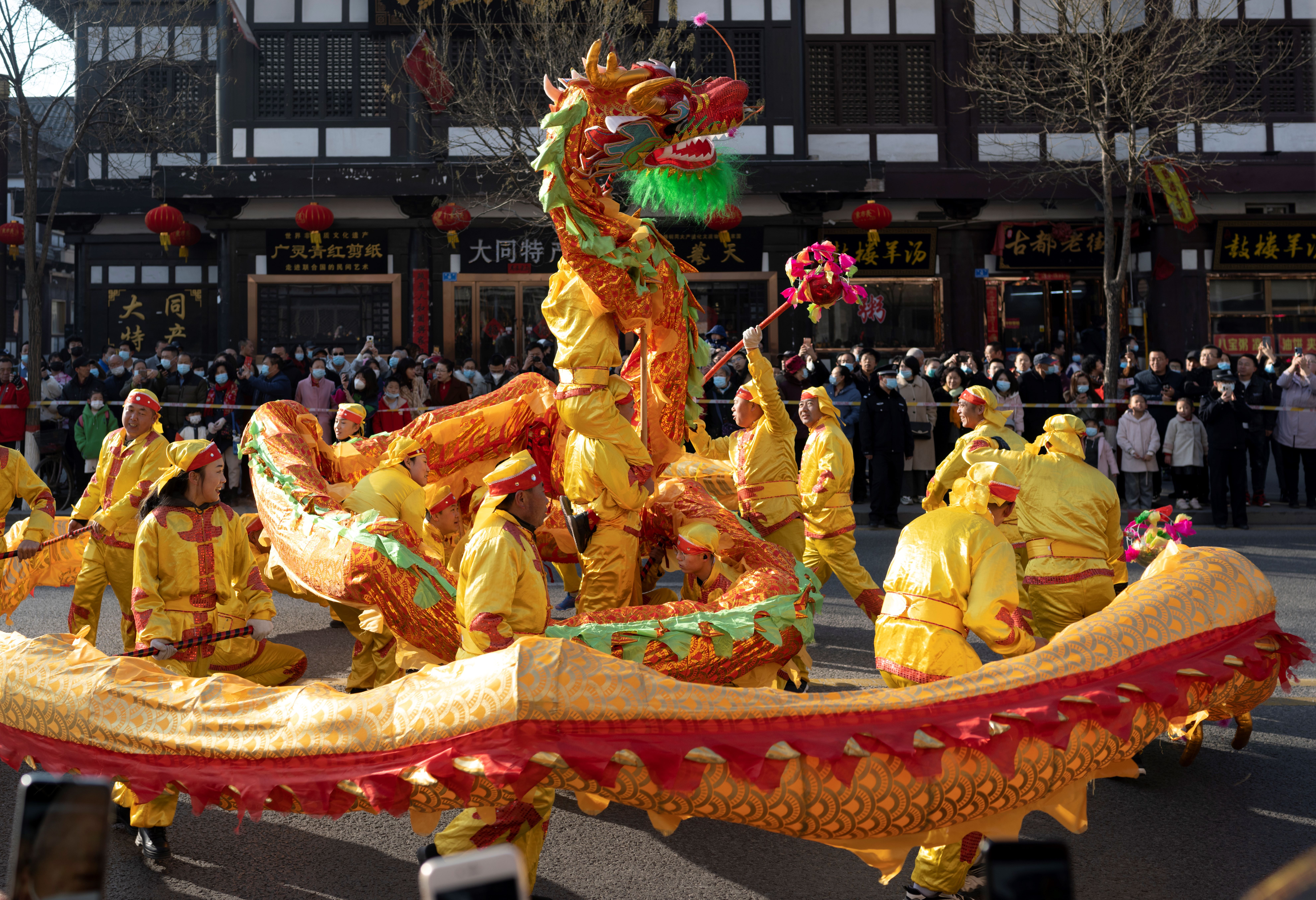 2、《鬧秧歌》-大同農商銀行米蘭 (1)