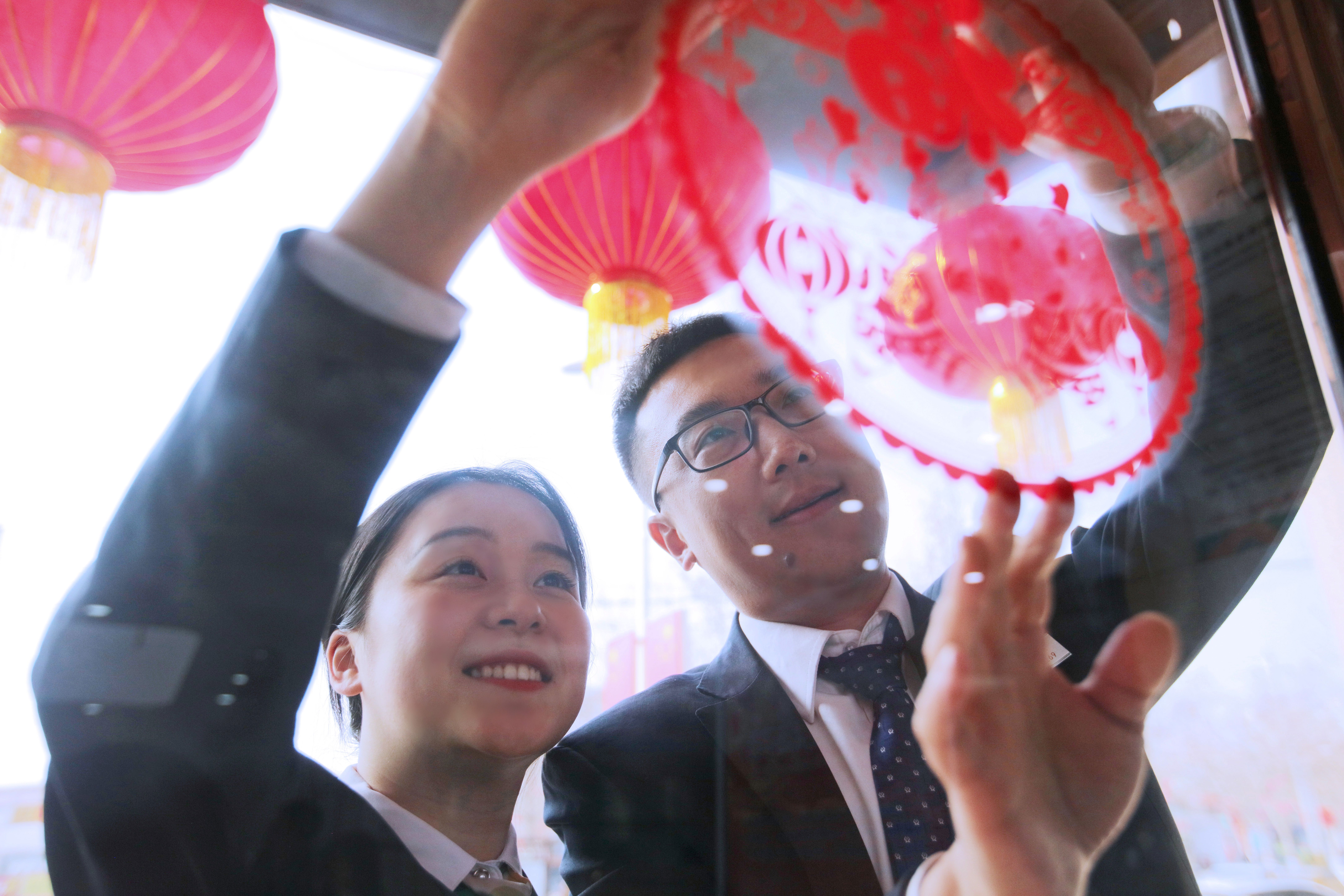 優秀獎-《龍年“信”?！?平定農商銀行翟志奮