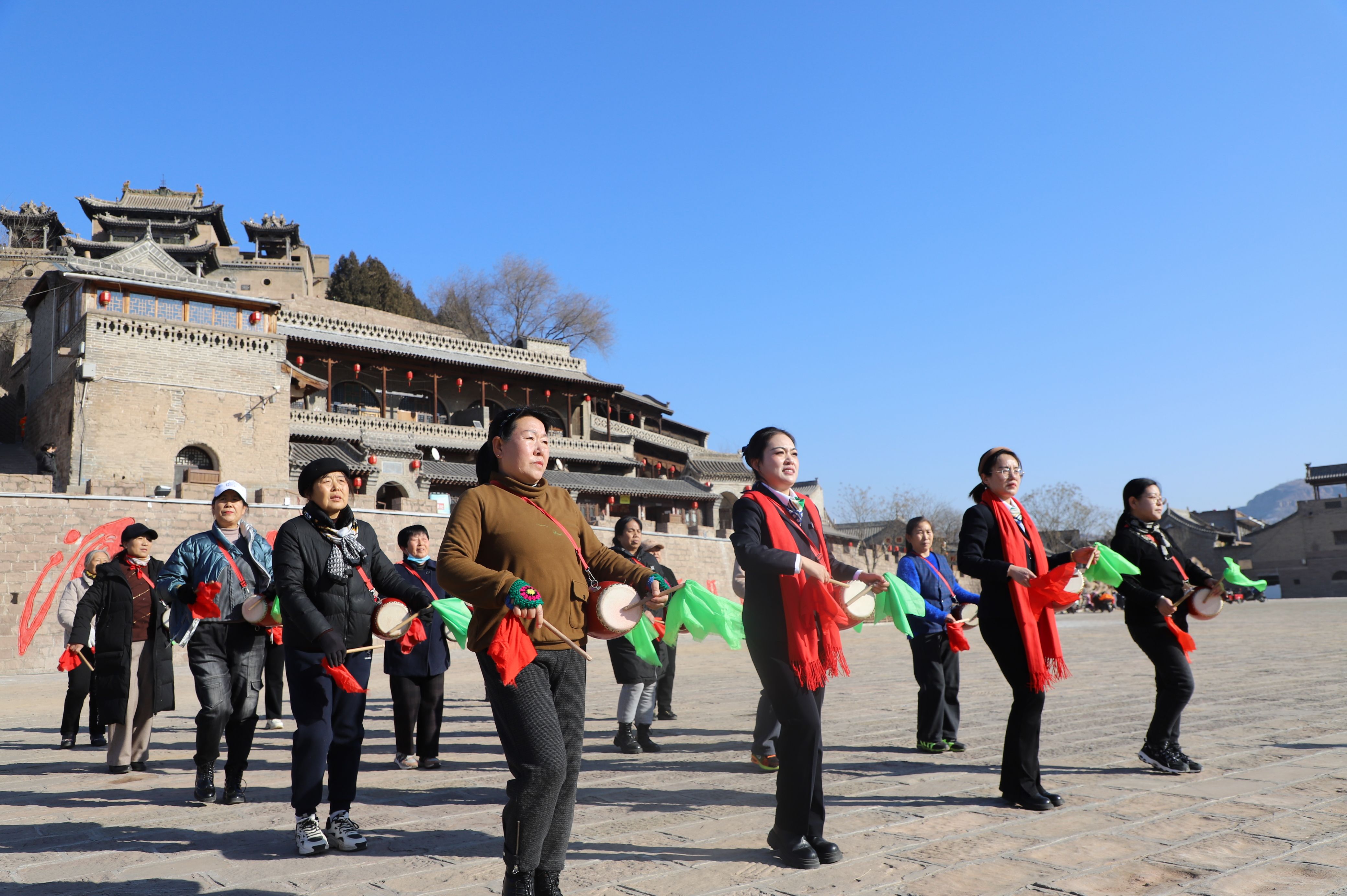 優秀獎《秧歌起舞迎新春》-臨縣農商銀行張小龍